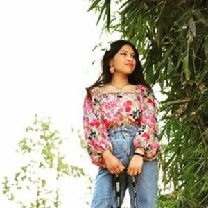 Meet your Posher, Sadashisha